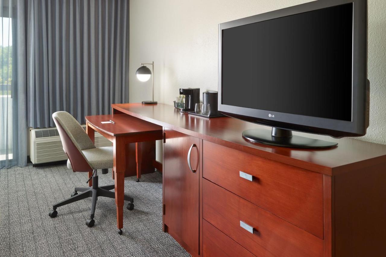 Hotel Courtyard By Marriott Atlanta Executive Park/Emory Zewnętrze zdjęcie