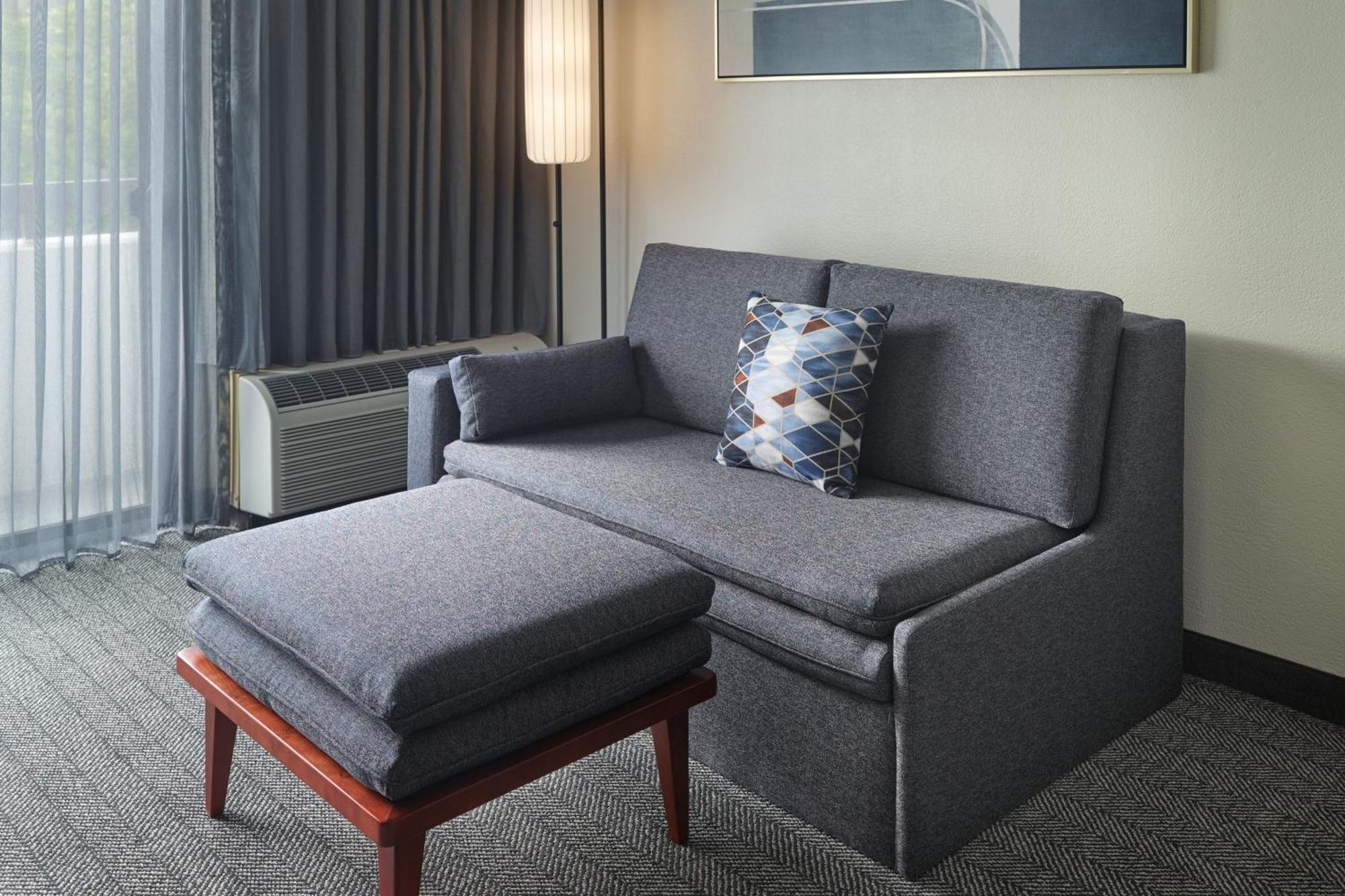Hotel Courtyard By Marriott Atlanta Executive Park/Emory Zewnętrze zdjęcie