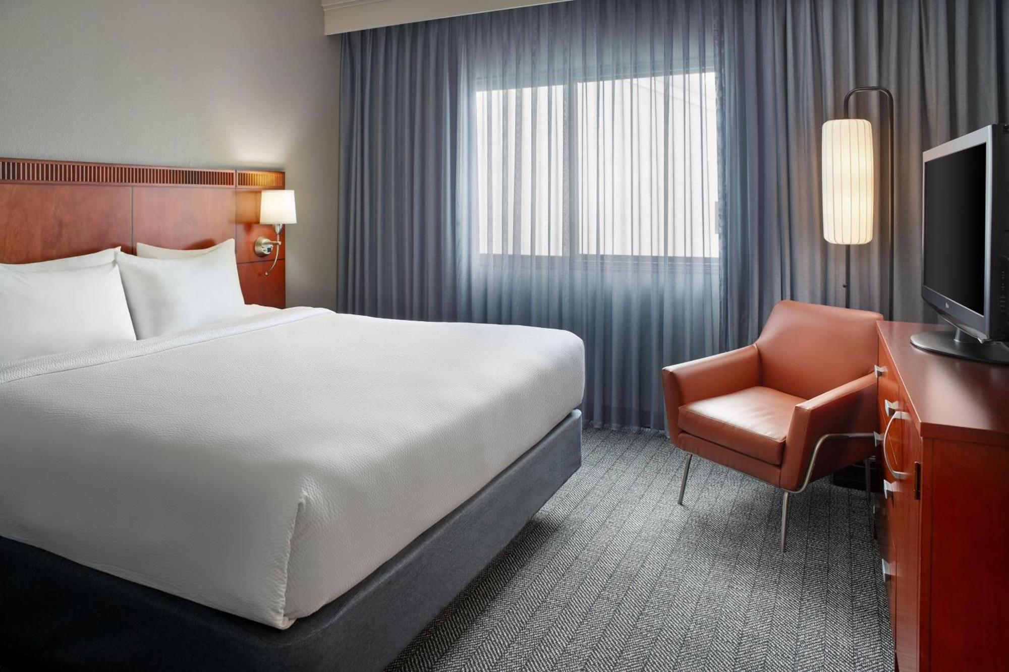 Hotel Courtyard By Marriott Atlanta Executive Park/Emory Zewnętrze zdjęcie