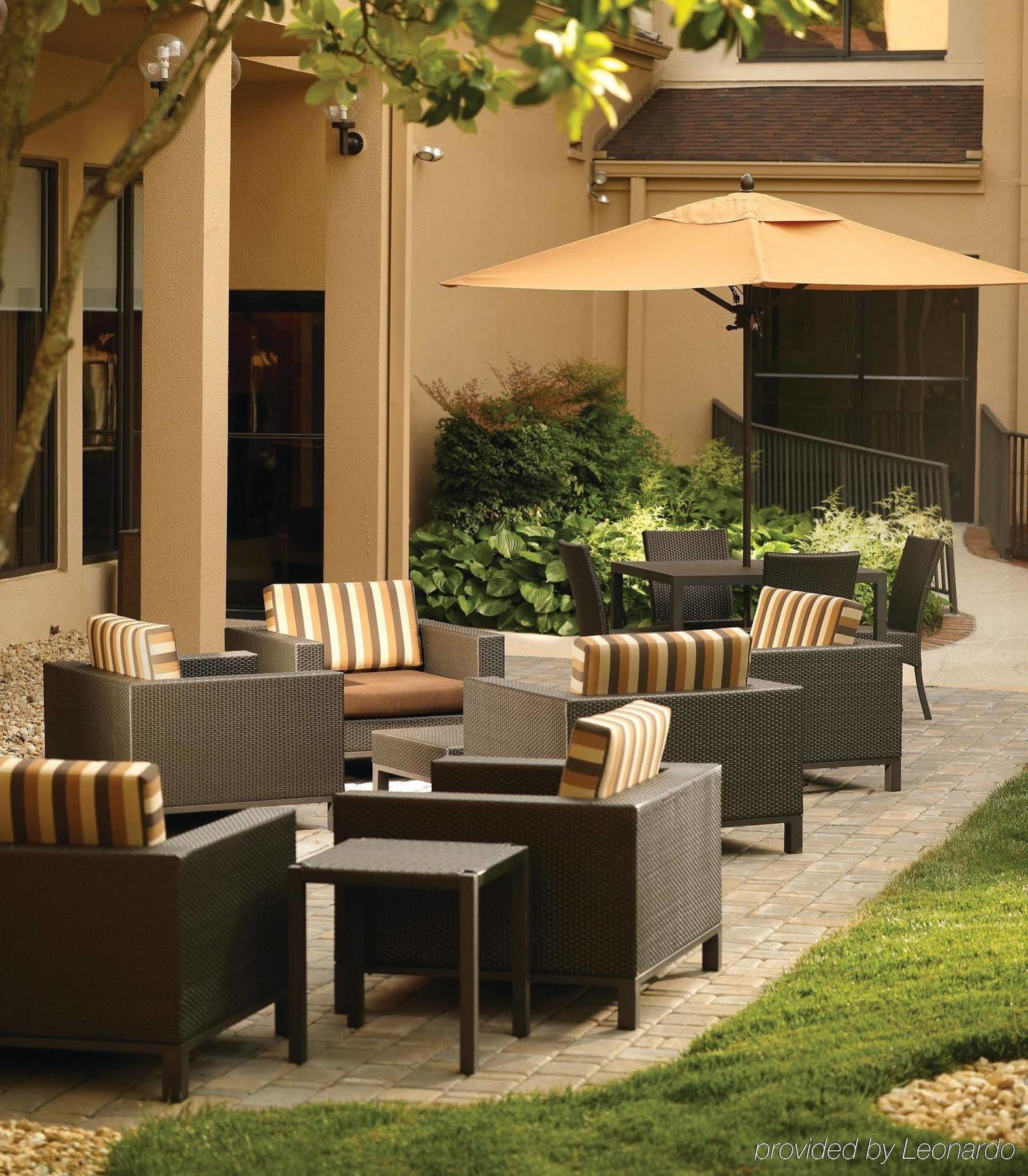 Hotel Courtyard By Marriott Atlanta Executive Park/Emory Zewnętrze zdjęcie